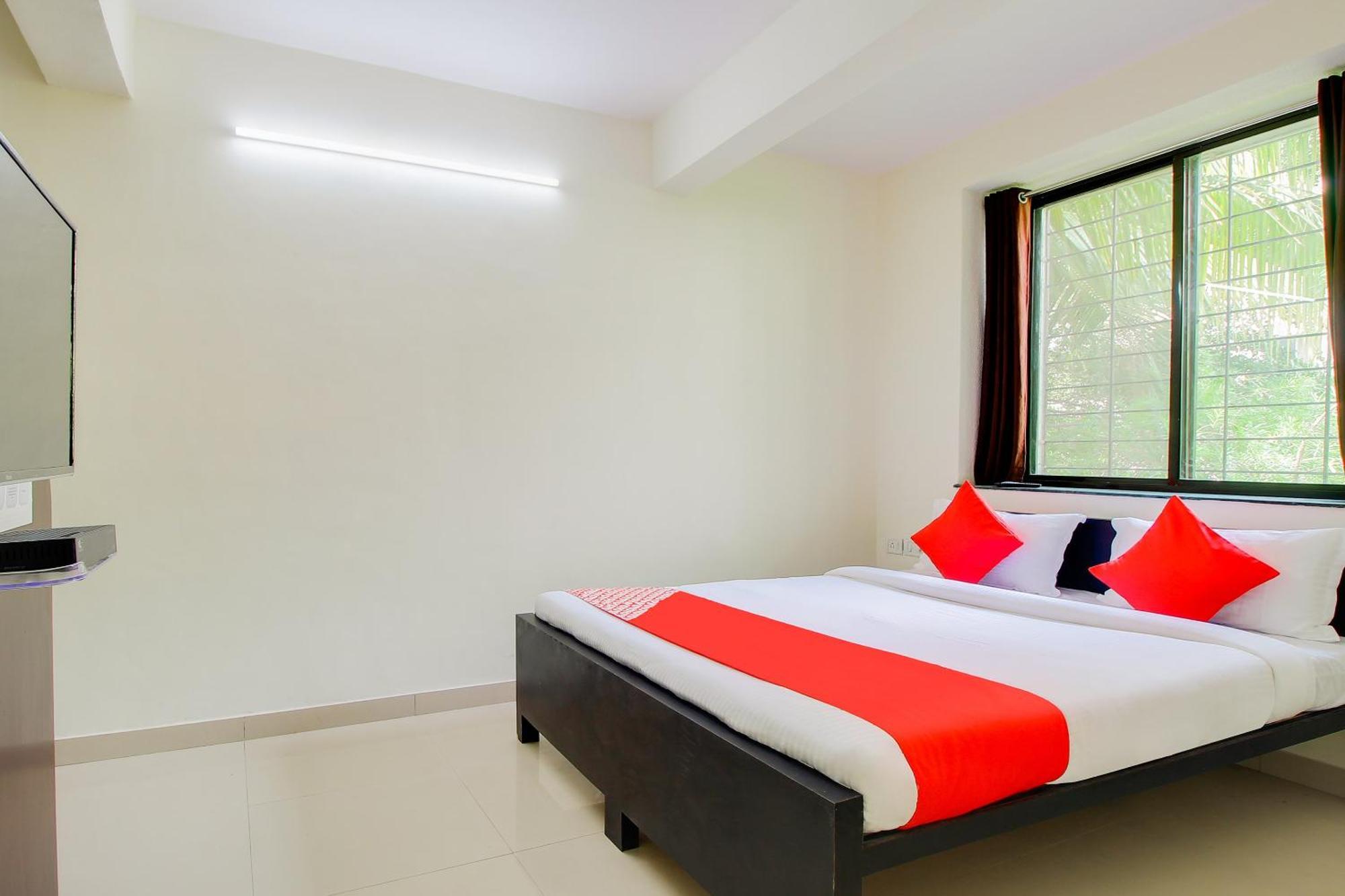 Hotel O Galaxy Near Inox Pune Eksteriør bilde