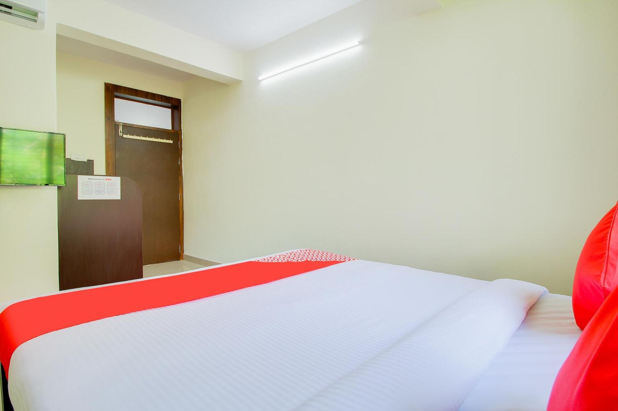 Hotel O Galaxy Near Inox Pune Eksteriør bilde