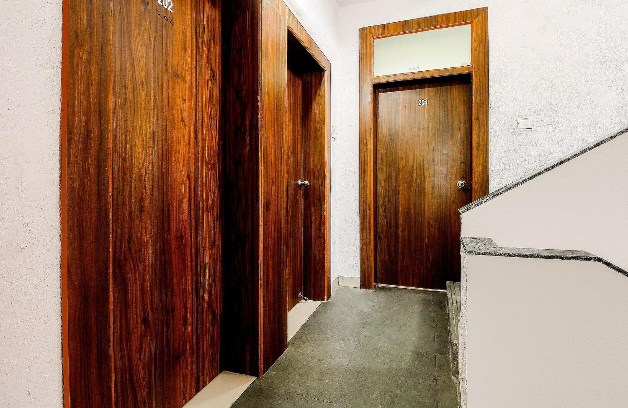 Hotel O Galaxy Near Inox Pune Eksteriør bilde