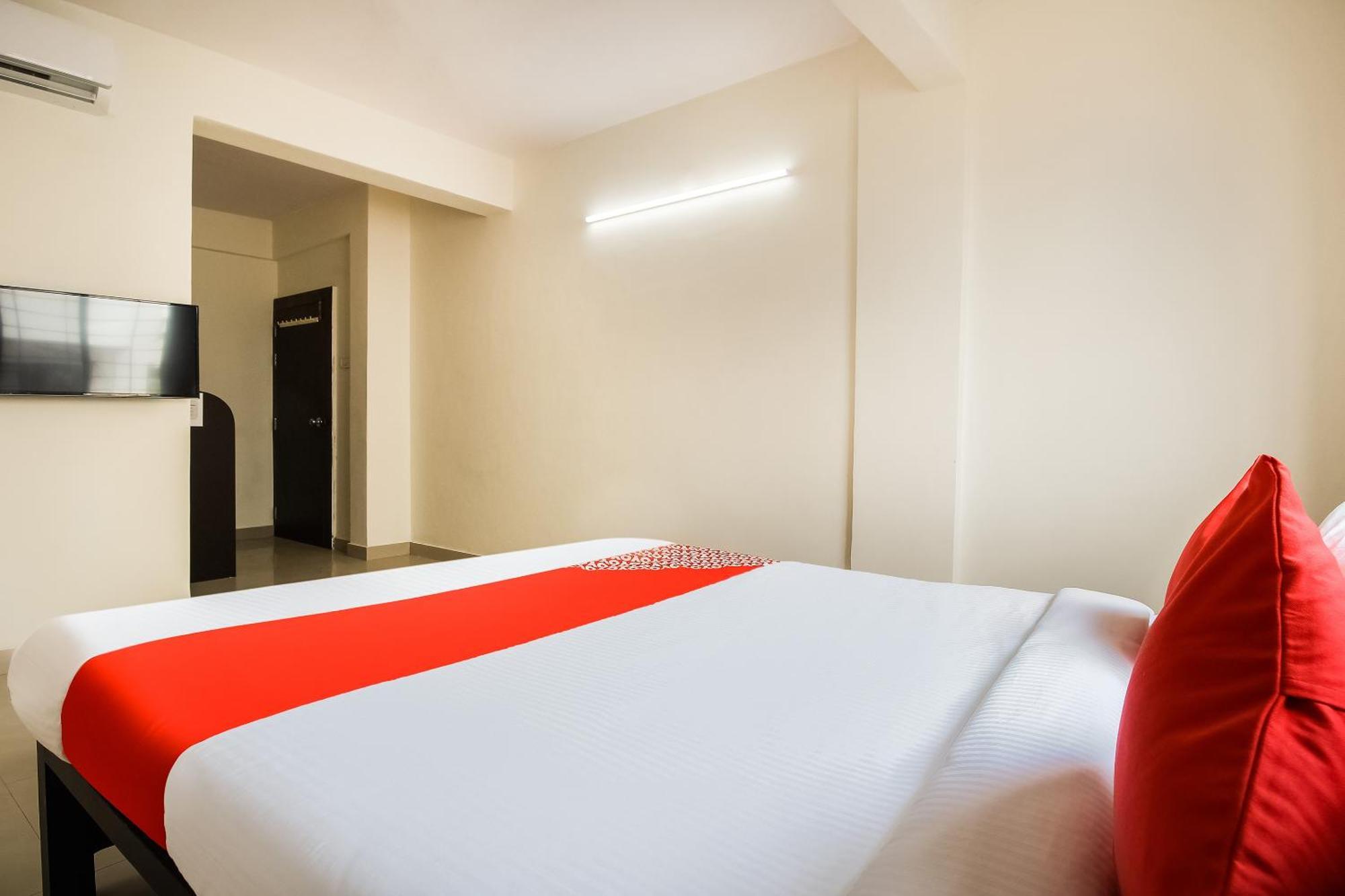 Hotel O Galaxy Near Inox Pune Eksteriør bilde