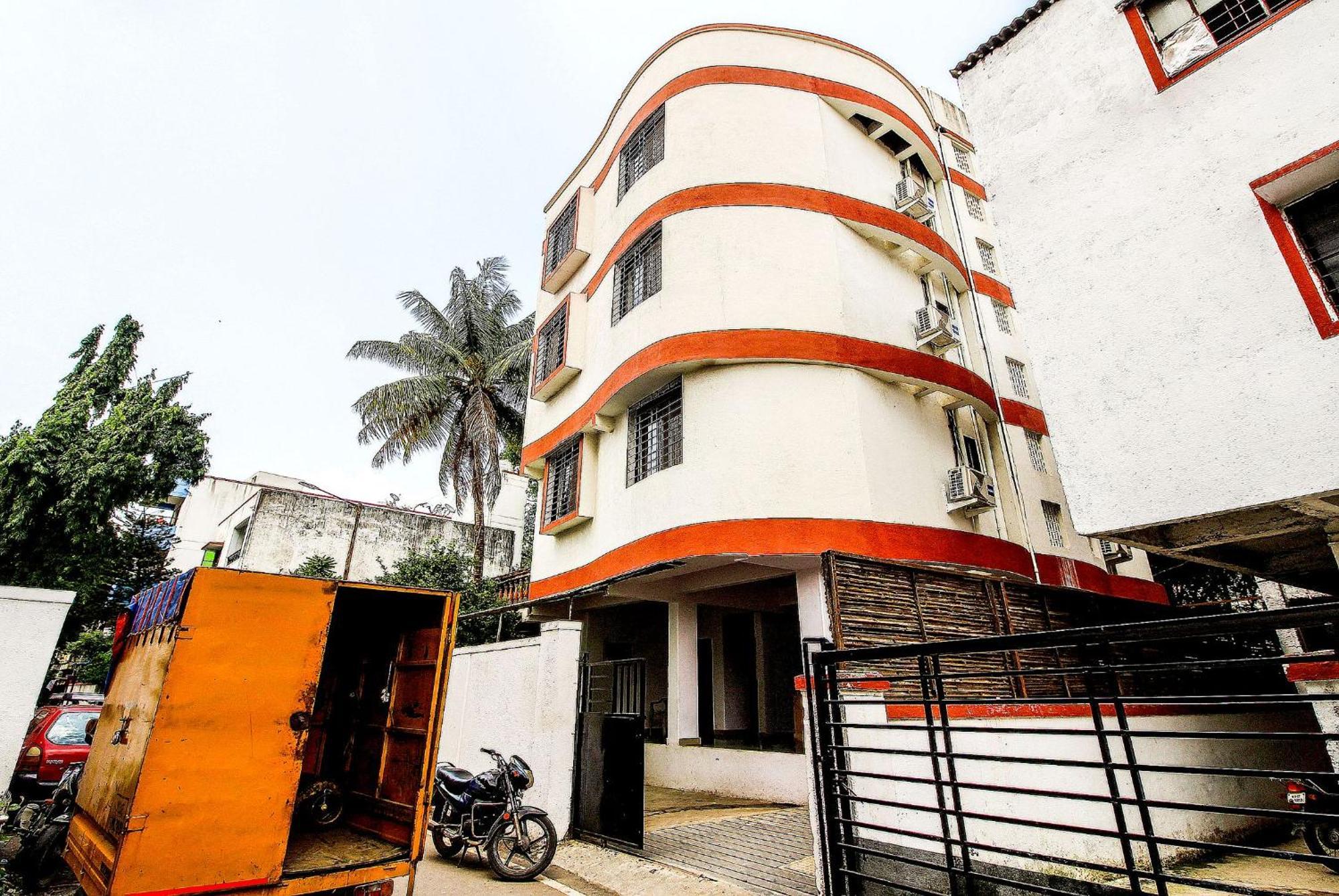 Hotel O Galaxy Near Inox Pune Eksteriør bilde