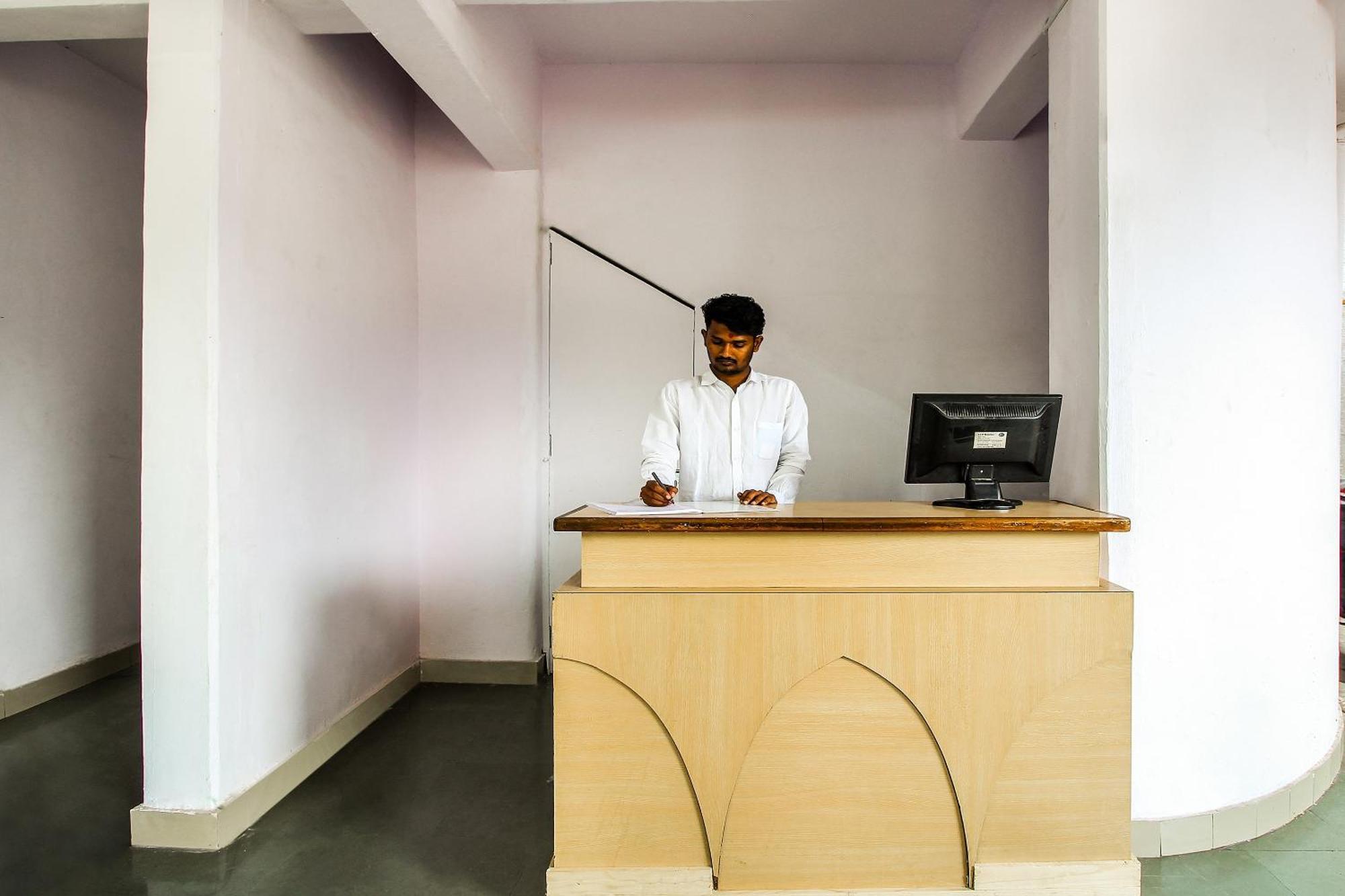 Hotel O Galaxy Near Inox Pune Eksteriør bilde