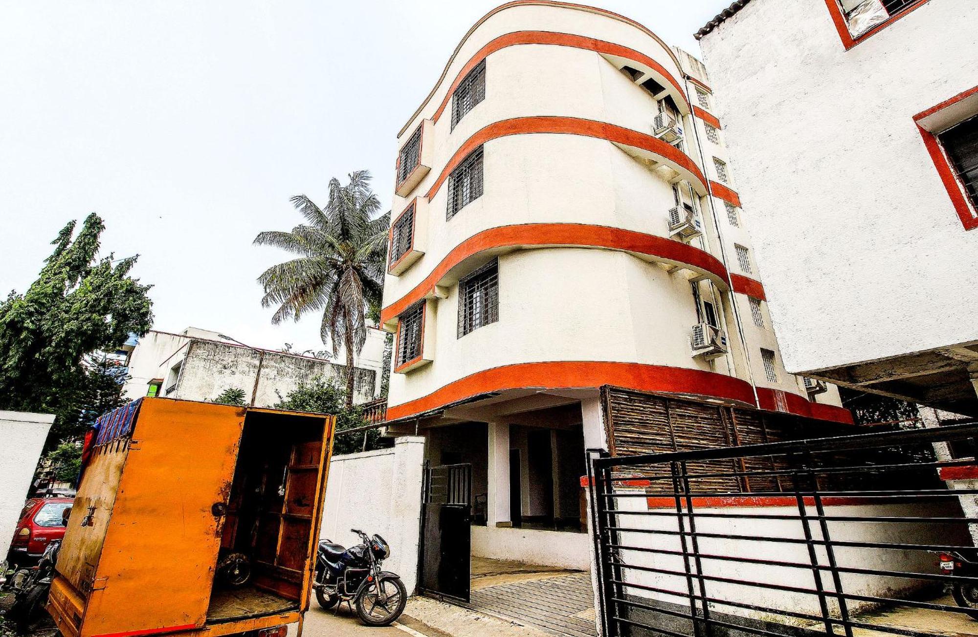 Hotel O Galaxy Near Inox Pune Eksteriør bilde