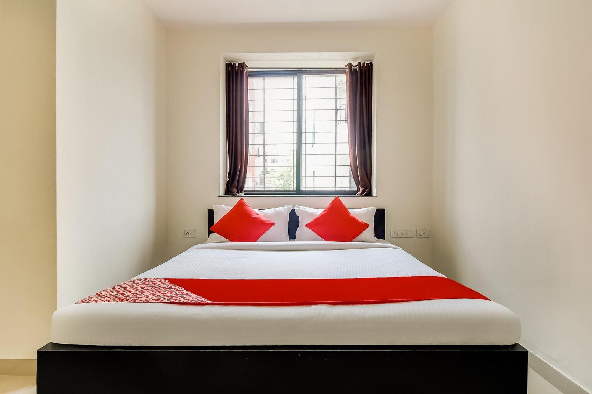 Hotel O Galaxy Near Inox Pune Eksteriør bilde